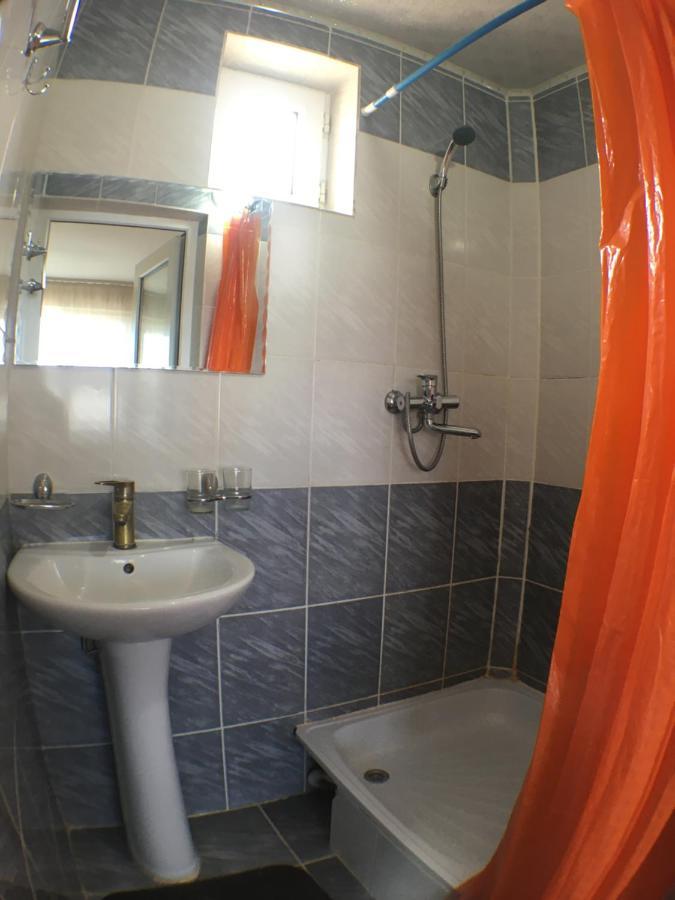 Эдем Hotel Cholpon-Ata Ngoại thất bức ảnh